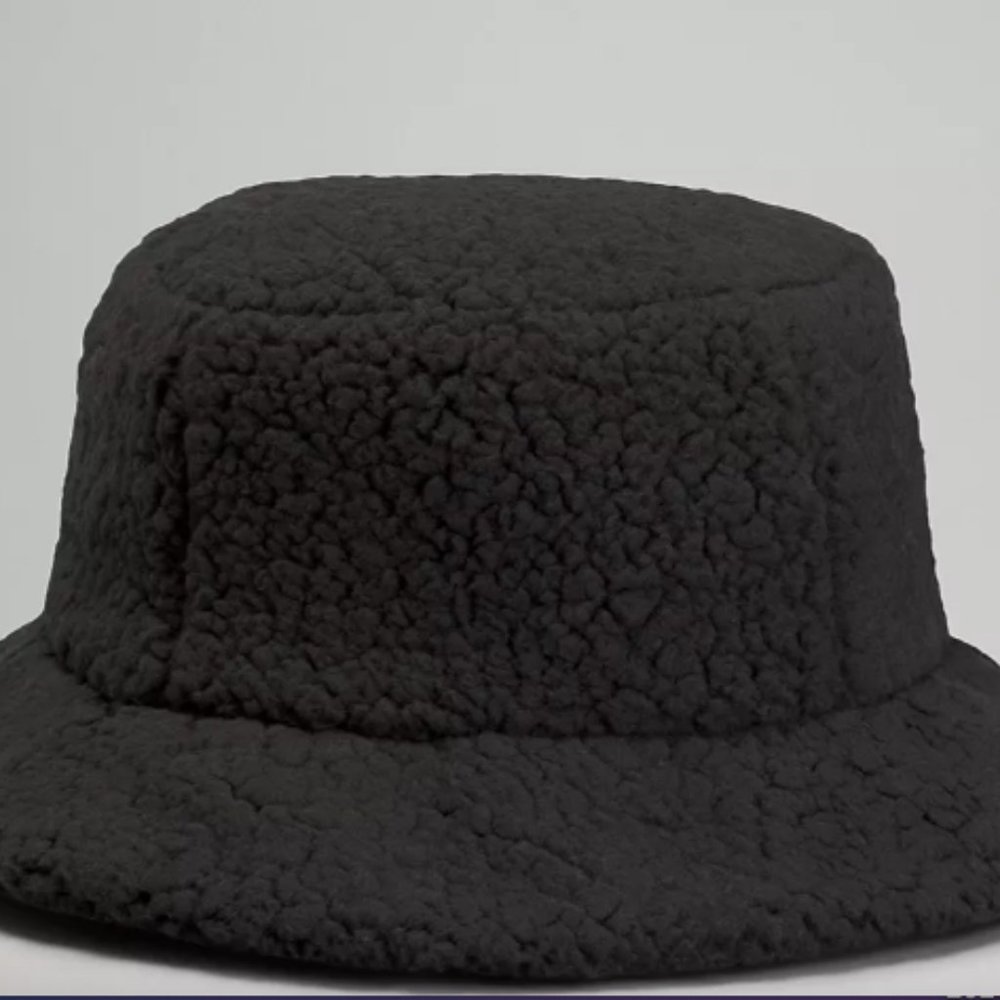 (2339) NWT LULULEMON Textured Fleece Bucket Hat - Picture 3 of 4